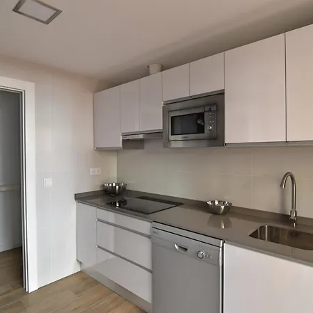 Lomi, Solo Familias 3 Hab, 2 Wc Centro * Malaga